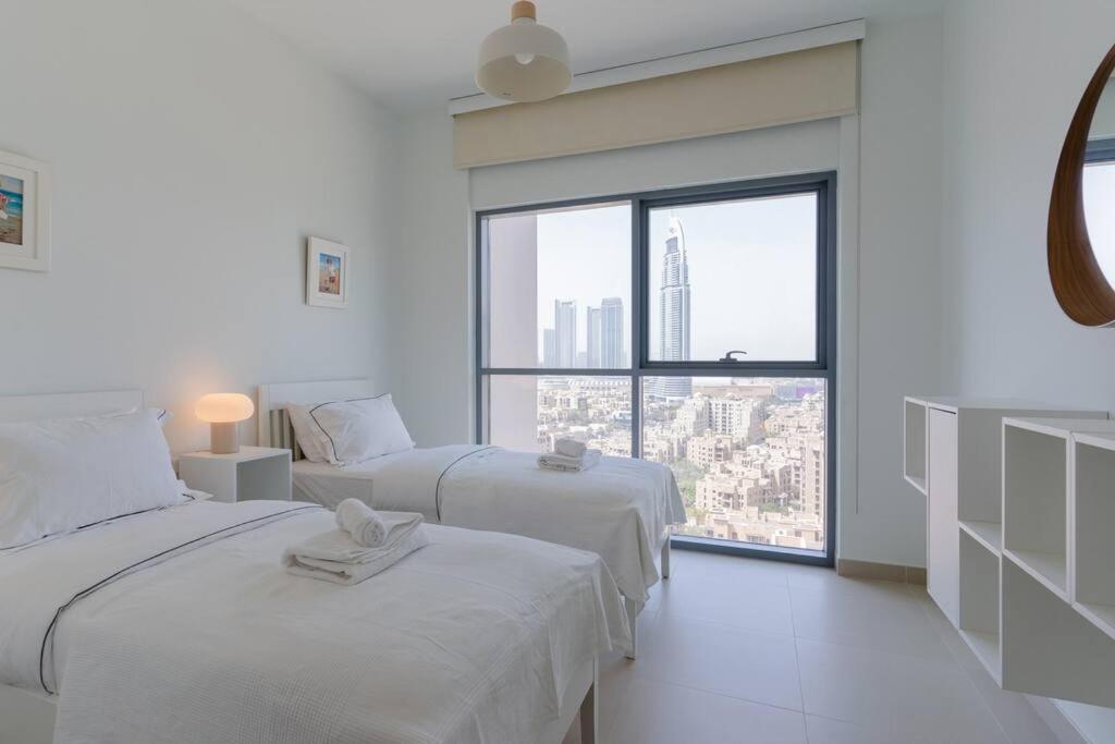 Burj Khalifa View - Downtown - 2br+maid Apartment *