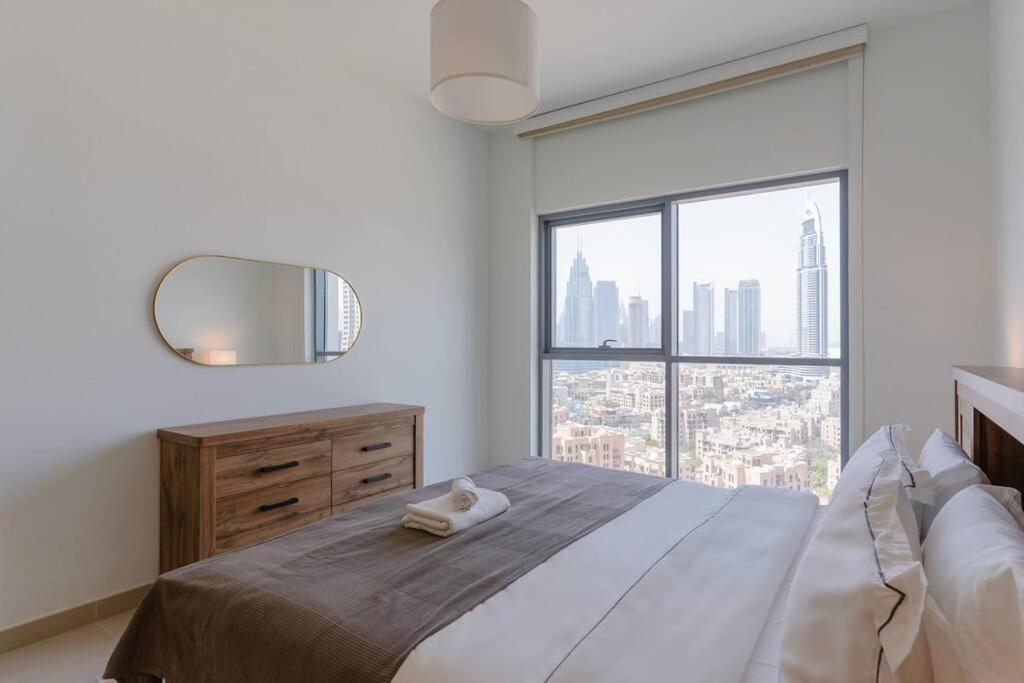 Apartment Burj Khalifa View - Downtown - 2br+maid Dubai